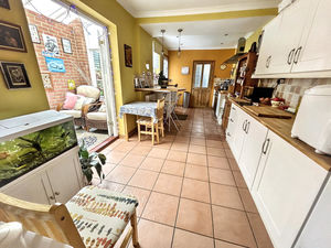 Photo 9- click for photo gallery